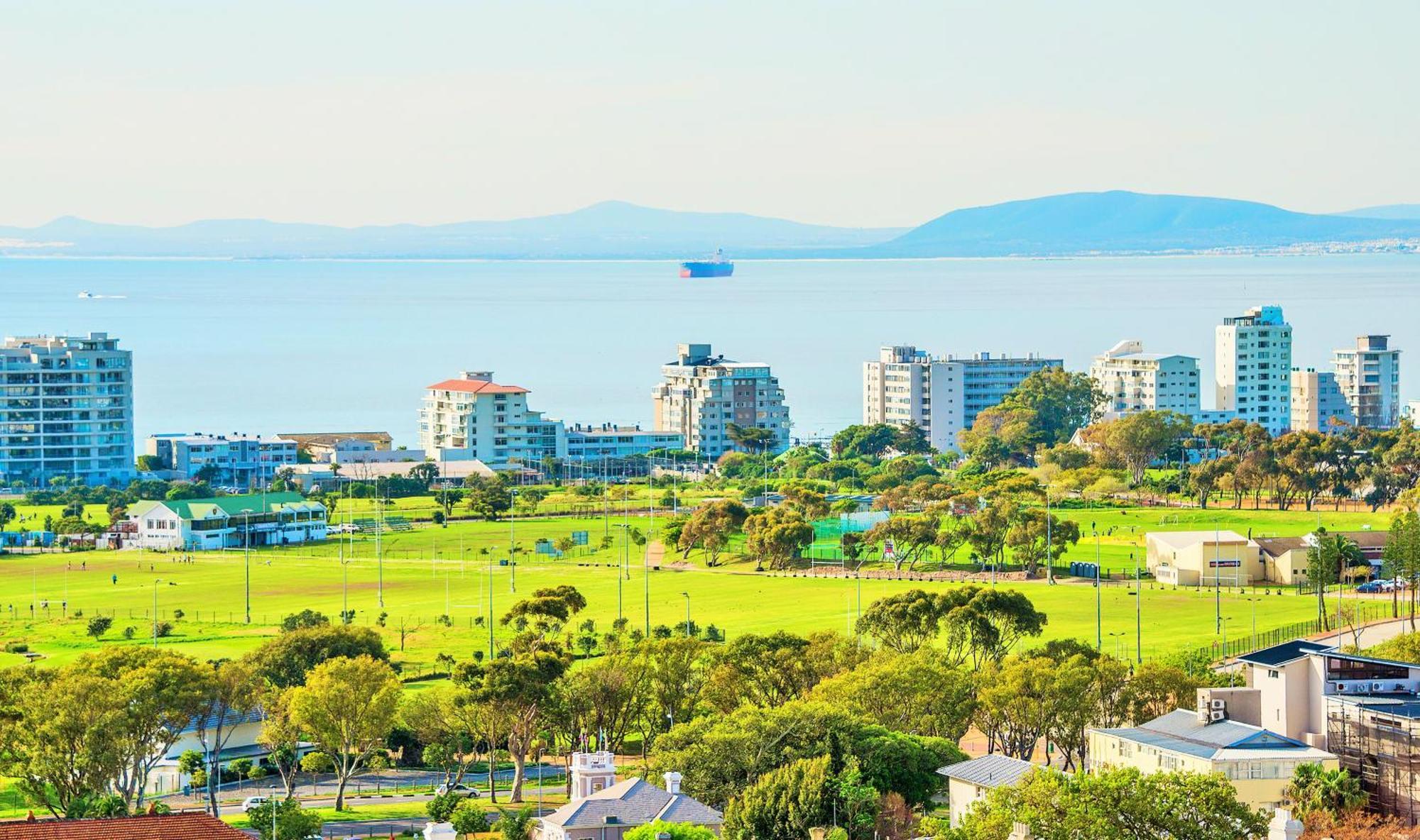Villa Sun, Sea & A Wood-fired Hot Tub In A Downtown Mediterranean Cape Town