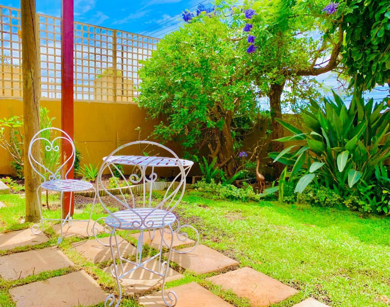 Villa Sun, Sea & A Wood-fired Hot Tub In A Downtown Mediterranean *